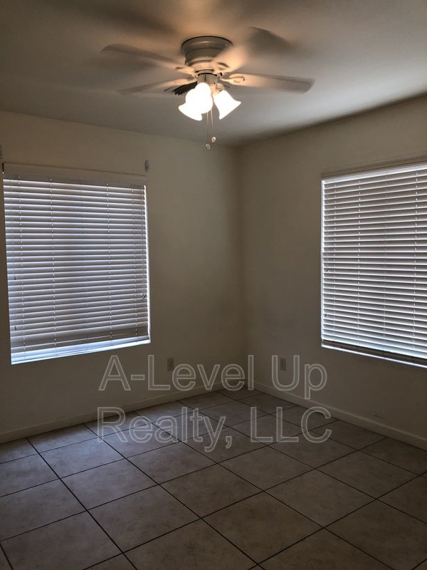 1980 N Tyndall Ave - 1B property image