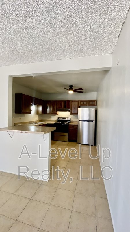 1838 South Rosemont Avenue property image