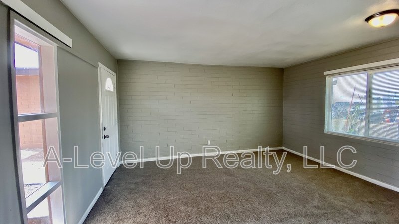 3043 East Proctor Vista - 1 property image