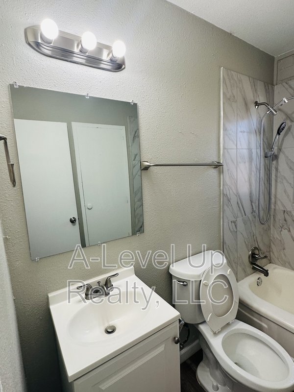 3043 East Proctor Vista - 1 property image