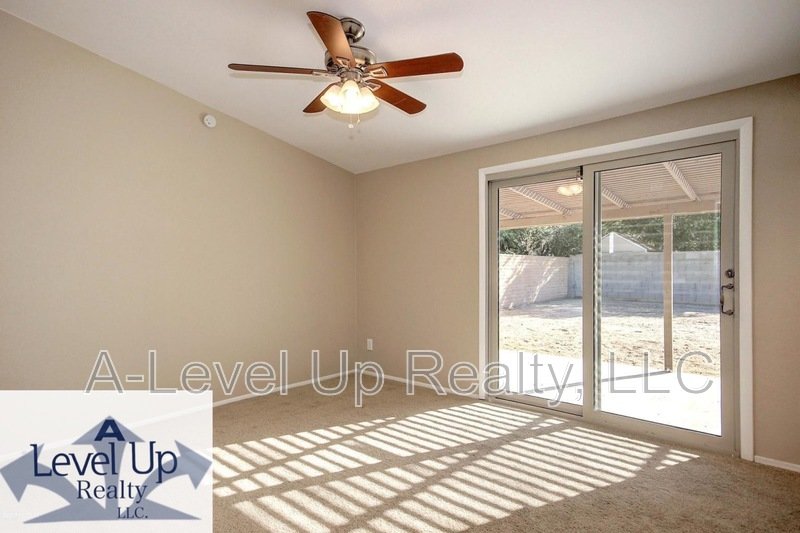 7532 North Rasmussen Avenue property image