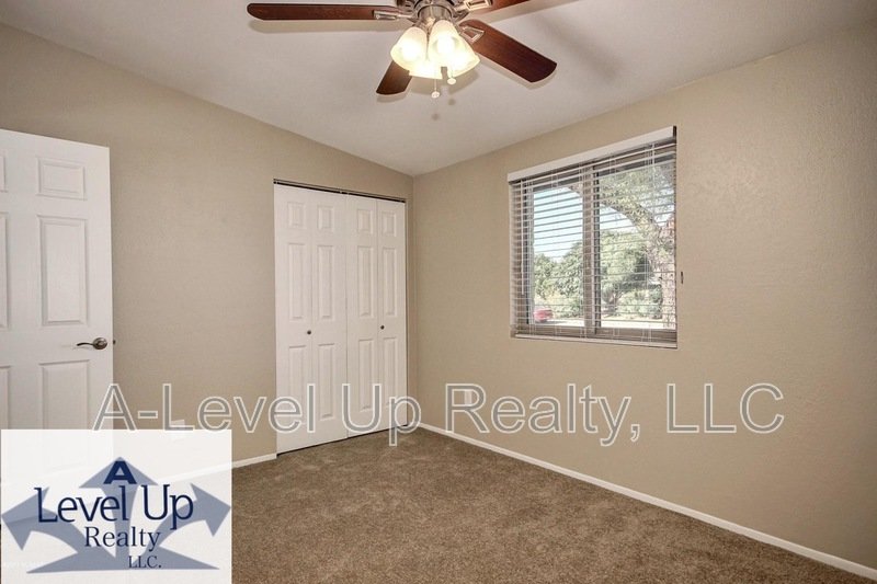 7532 North Rasmussen Avenue property image