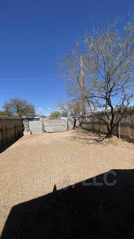 3909 South 14th Avenue #3 property image