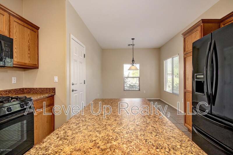 551 West Calle Sombra Linda property image