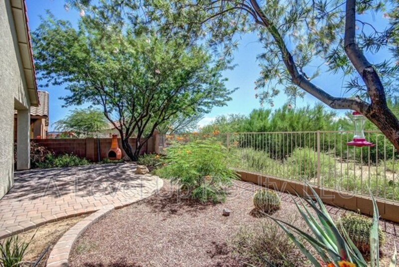 551 West Calle Sombra Linda property image