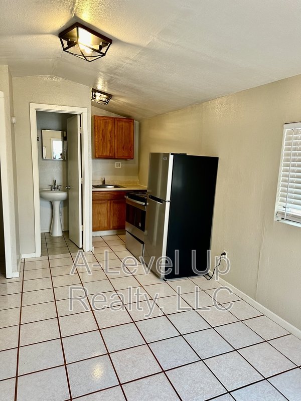 3909 South 14th Avenue #3 property image