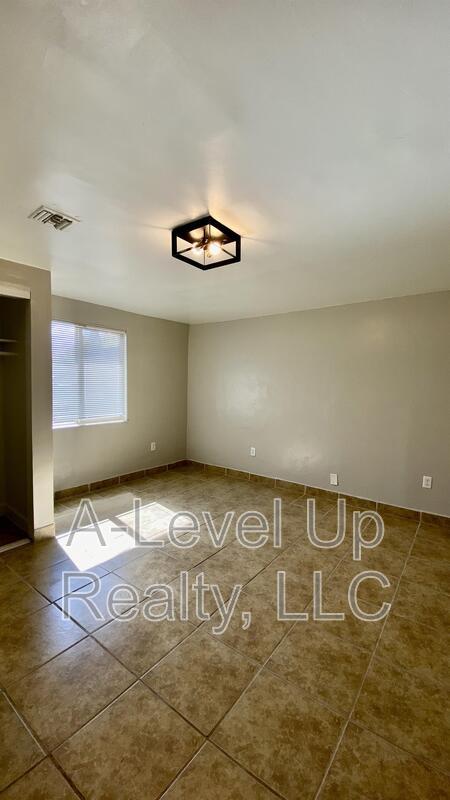 3909 South 14th Avenue Unit 1 property image