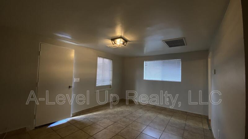 3909 South 14th Avenue Unit 1 property image