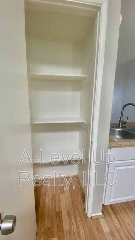 419 East Thoroughbred Street property image