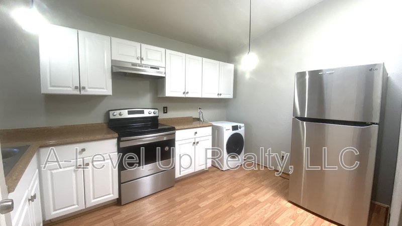 419 East Thoroughbred Street property image