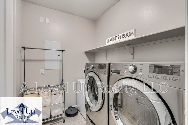 14097 North Silverleaf Lane property image