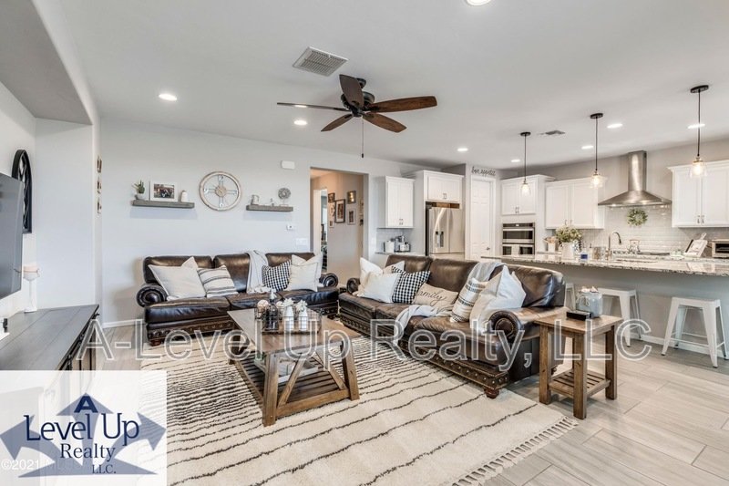 14097 North Silverleaf Lane property image