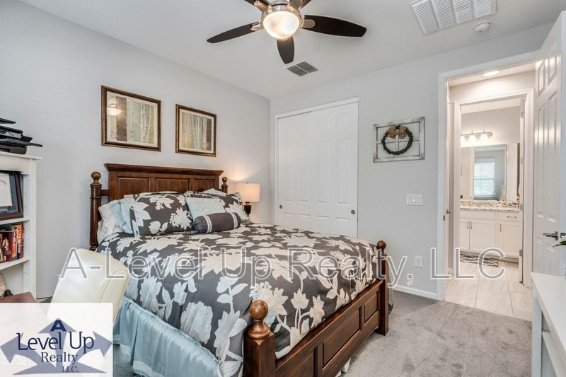 14097 North Silverleaf Lane property image