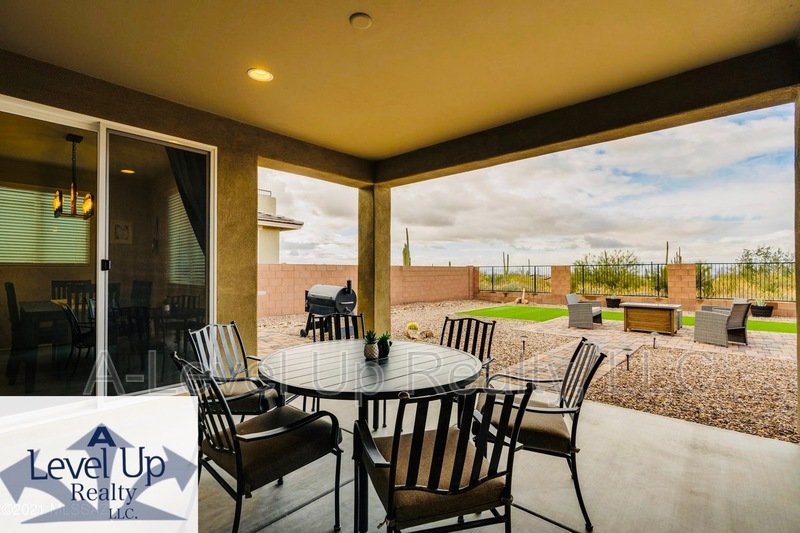 14097 North Silverleaf Lane property image