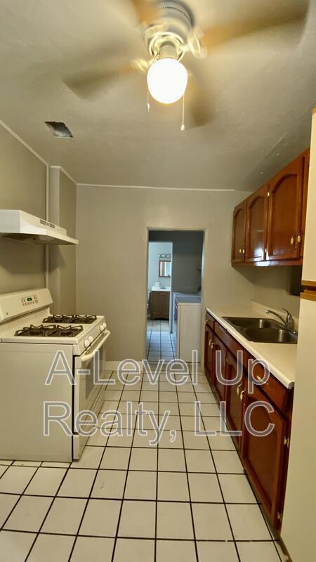 416 West 44th Street unit 1 property image