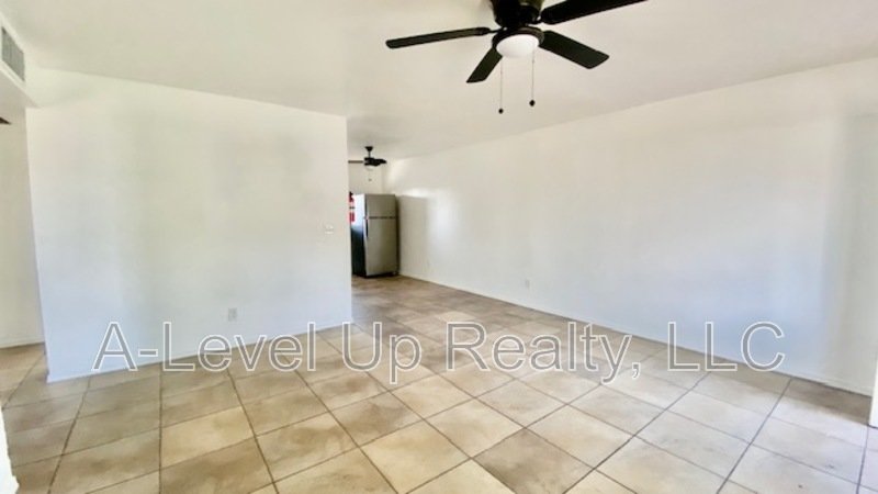 1025 South Santa Rita Avenue property image