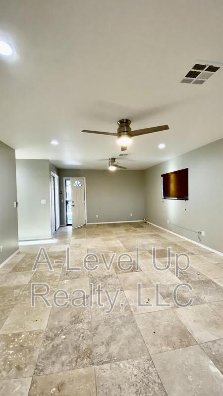 231 West 28th Street property image