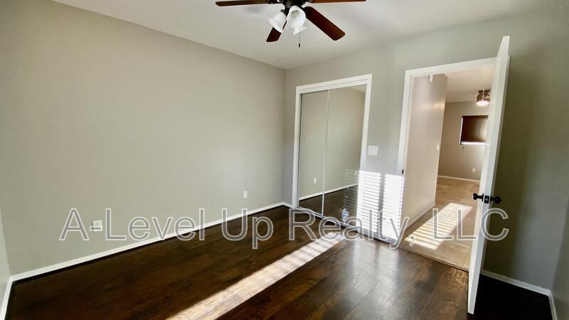 231 West 28th Street property image