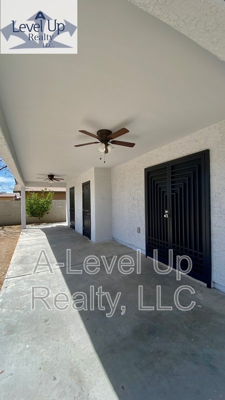 231 West 28th Street property image