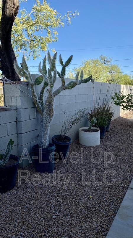 231 West 28th Street property image