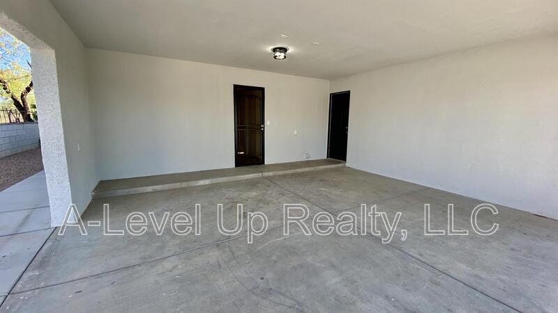 231 West 28th Street property image