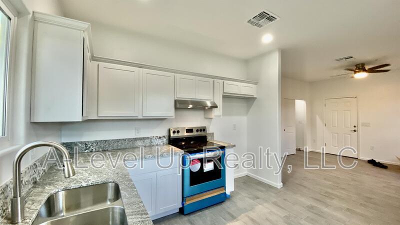 1310 South San Jacinto Drive - 1 property image