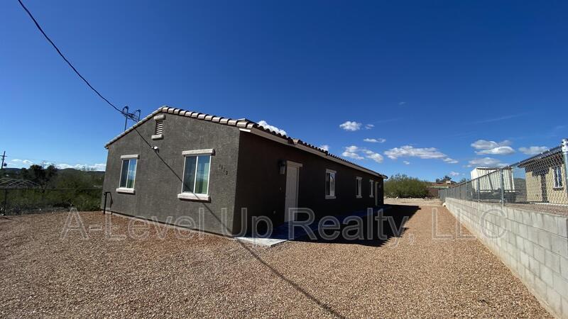 1310 South San Jacinto Drive - 1 property image